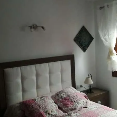 Puerto Del Carmen Sleeps 3 Wifi شقة بويرتو ذيل كارمين